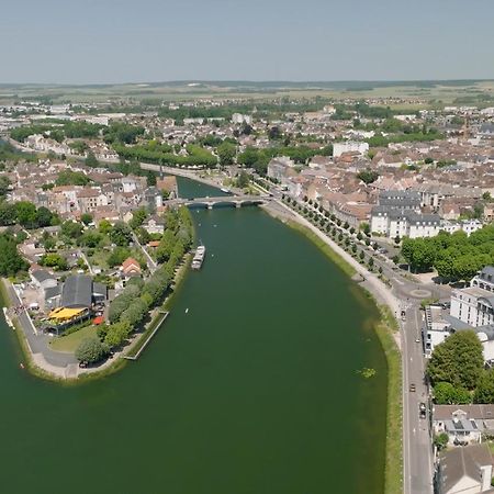 Апартаменты Le Cosy Du Tambour D'Argent Санс Экстерьер фото